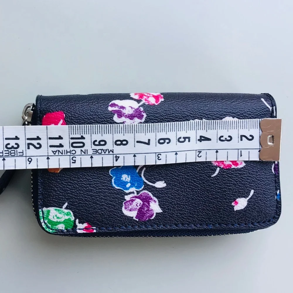 COACH small leather zip around card and coin wallet with floral pattern NWOT - Picture 8 of 10